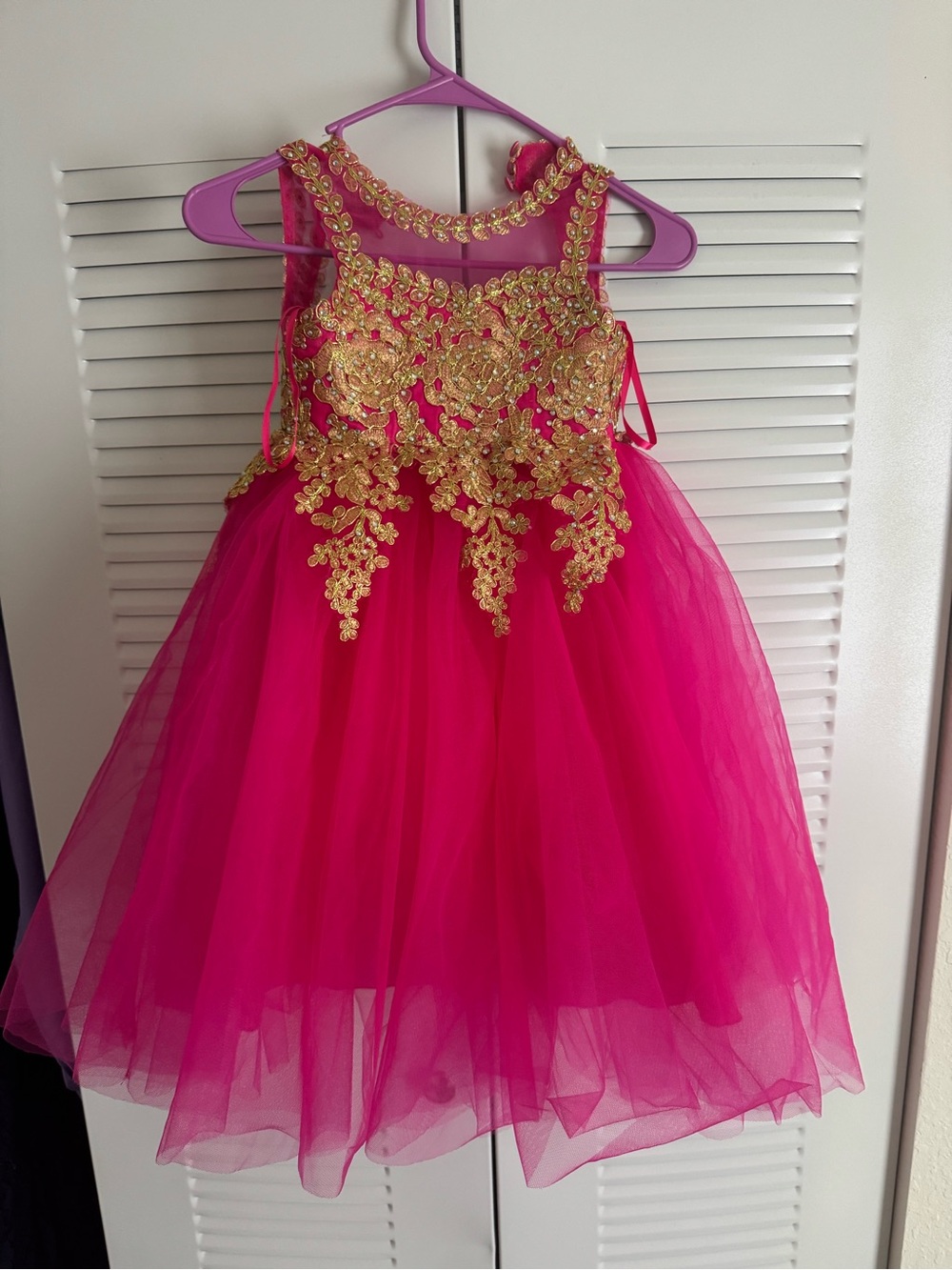 Source Unknown Hot Pink Dress with Gold Appliqué